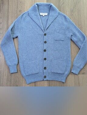Neiman Marcus 100% Cashmere Cardigan